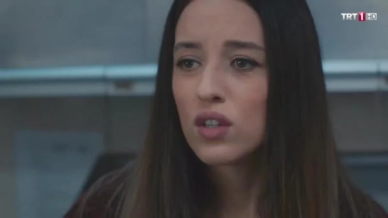 Кадры из сериала Не отпускай мою руку 14 серия 1 сезон (2018)